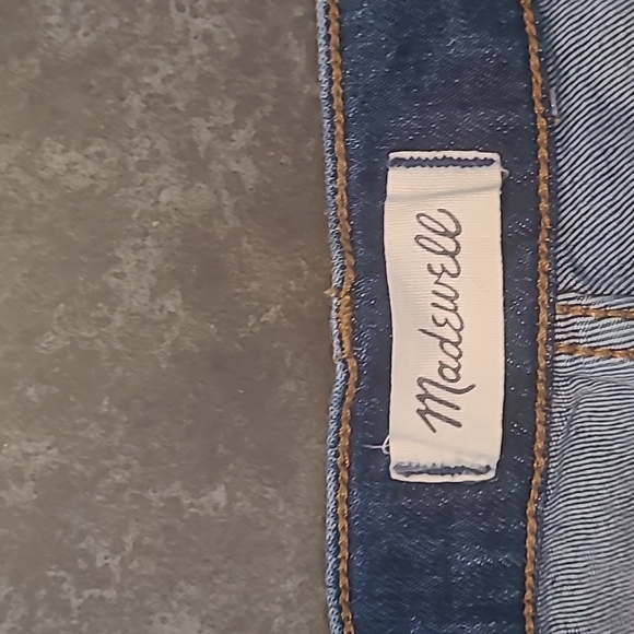 MADEWELL HIGH RISE DENIM SHORTS - Picture 6 of 10